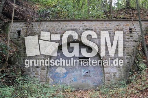 ehemaliger Eisenbahntunnel in Linden_2.jpg